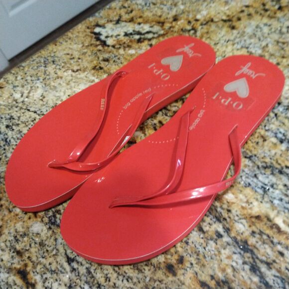 Reef Seas X OPI Big Apple Red Flip Flops Beach/Pool Sandals Women's Size 8 EUC - Picture 1 of 6